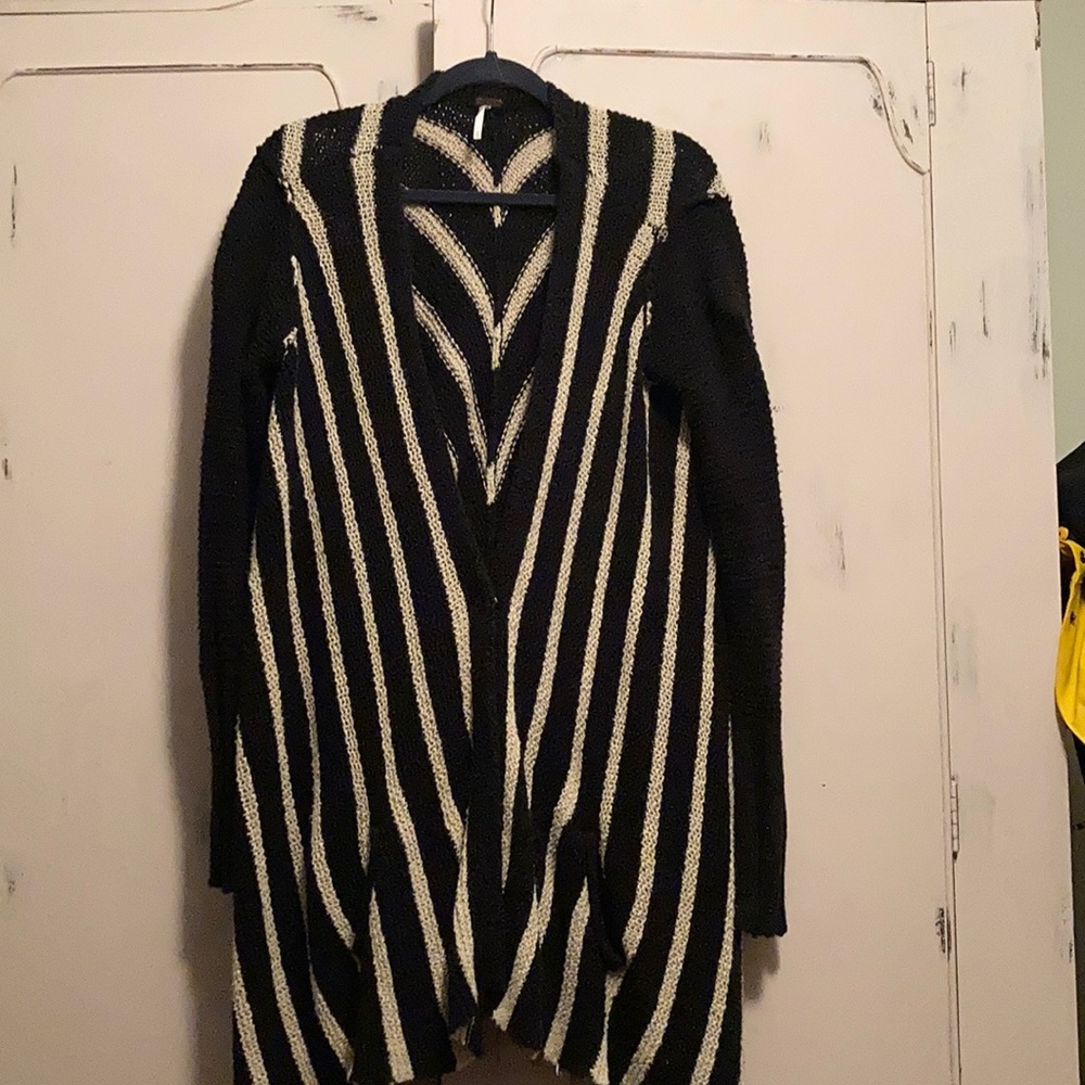 Sweater - Picture 2 of 2